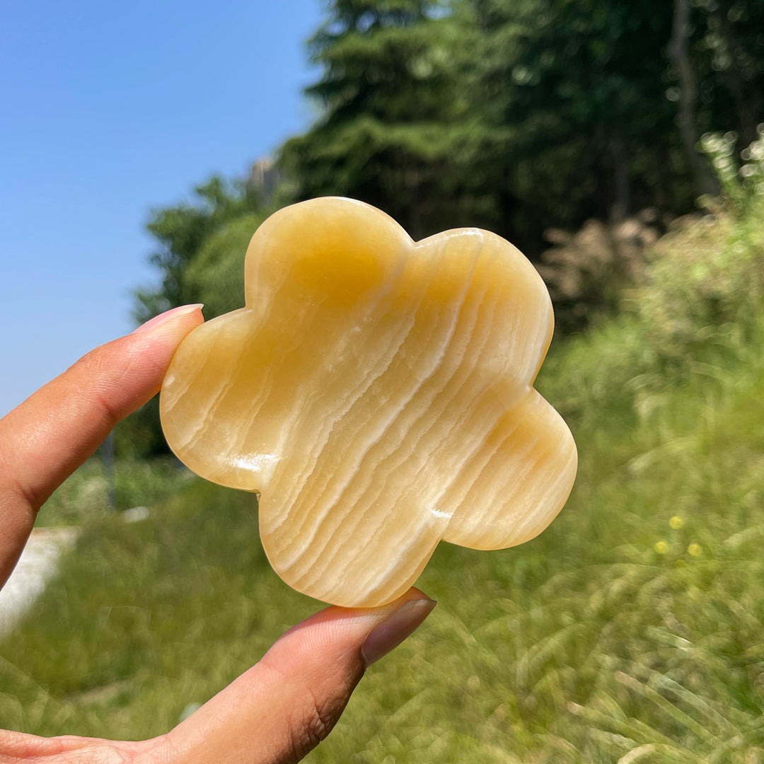 Natural Crystal Yellow Calcite Flower Bowl Carving