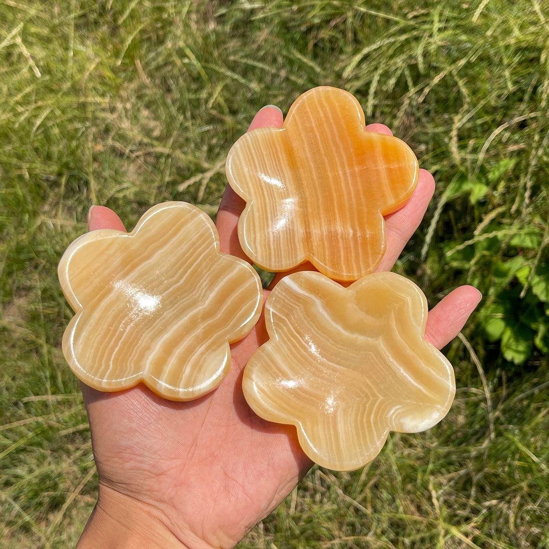Natural Crystal Yellow Calcite Flower Bowl Carving