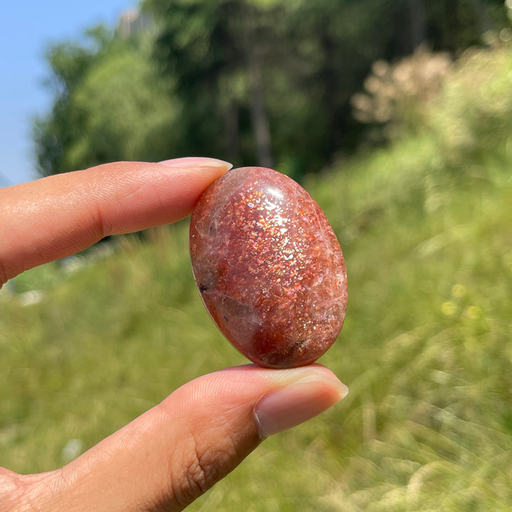 Natural Crystal Golden Sunstone Palm Stone
