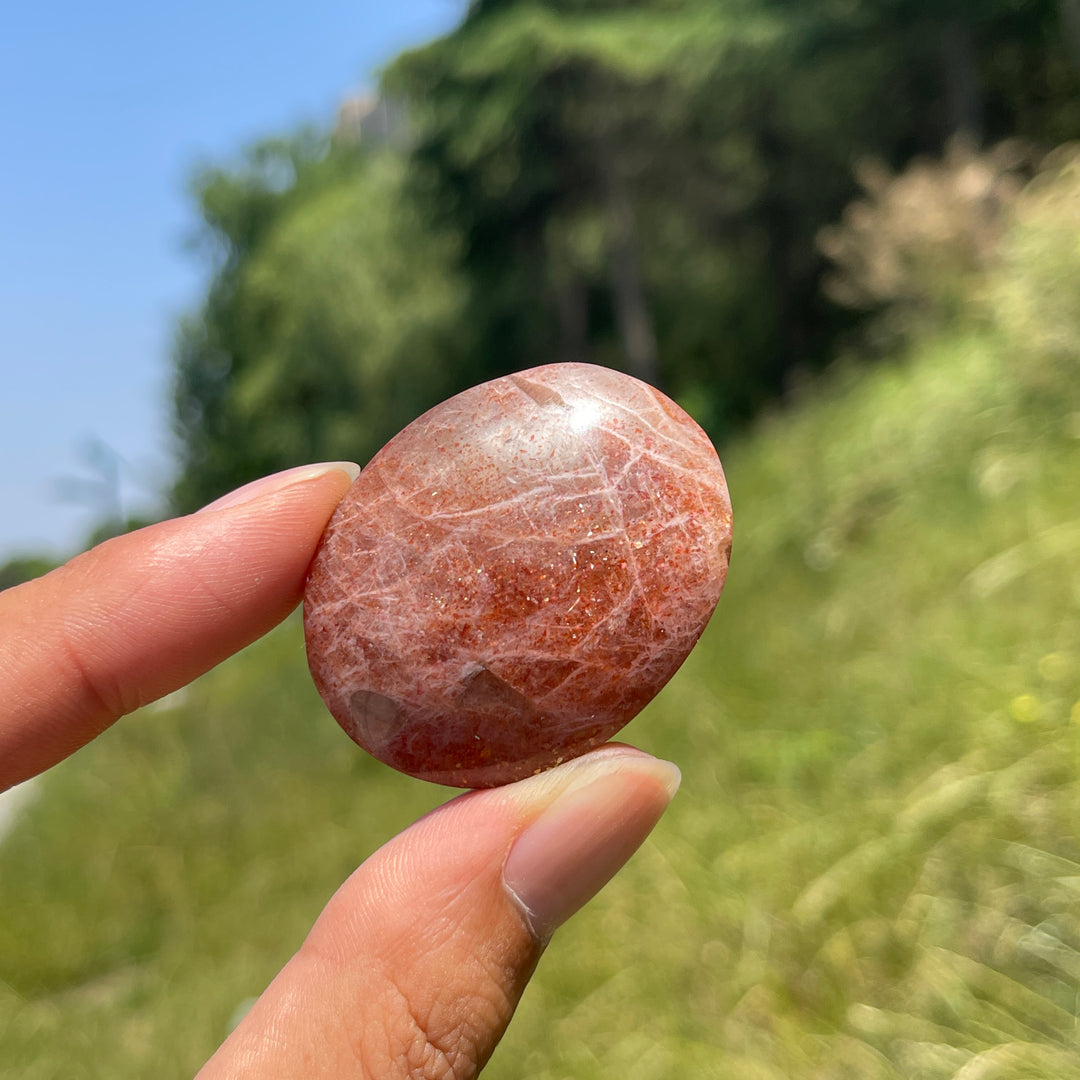 Natural Crystal Golden Sunstone Palm Stone