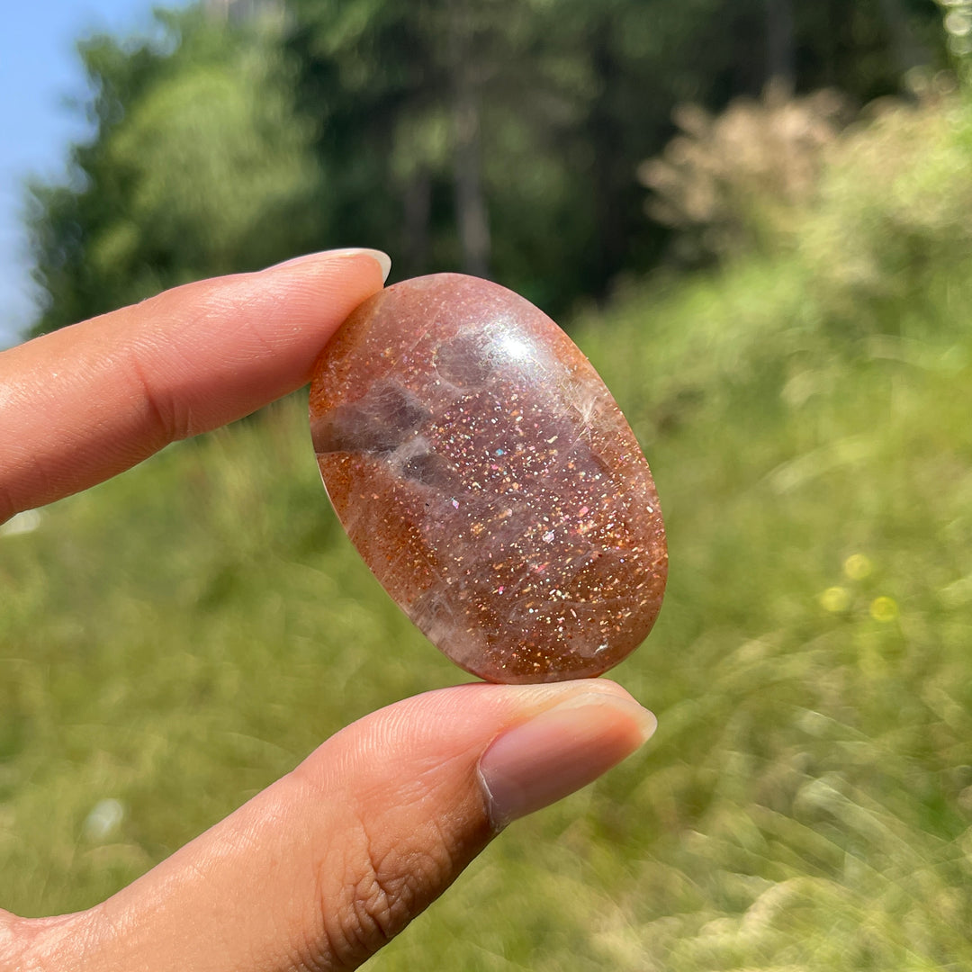 Natural Crystal Golden Sunstone Palm Stone