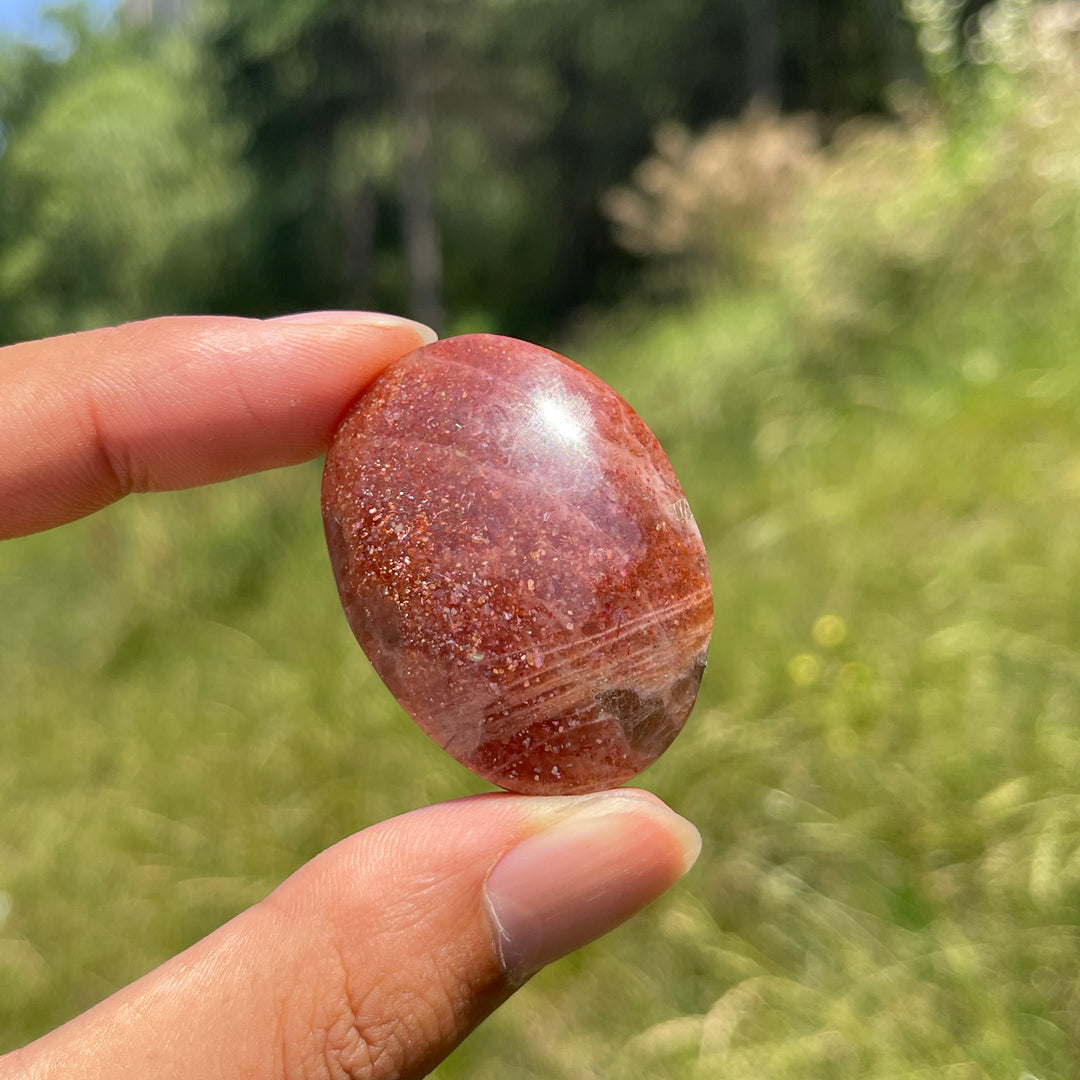 Natural Crystal Golden Sunstone Palm Stone