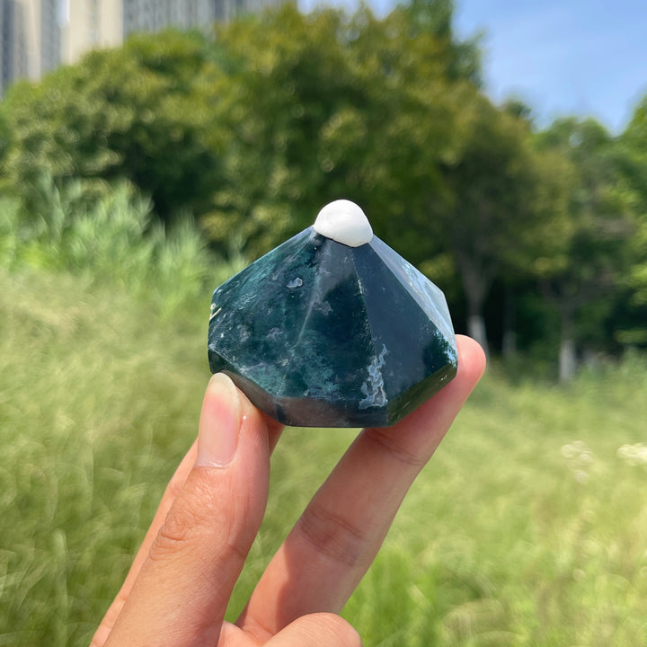 Natural Crystal Moss Agate Diamond Carving