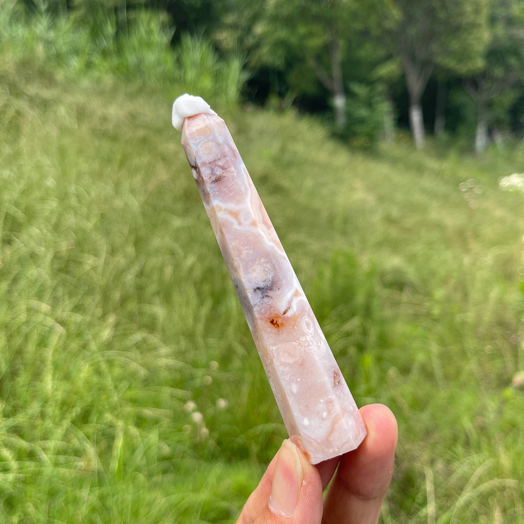 Natural Crystal Exquisite Pink Flower Agate Point