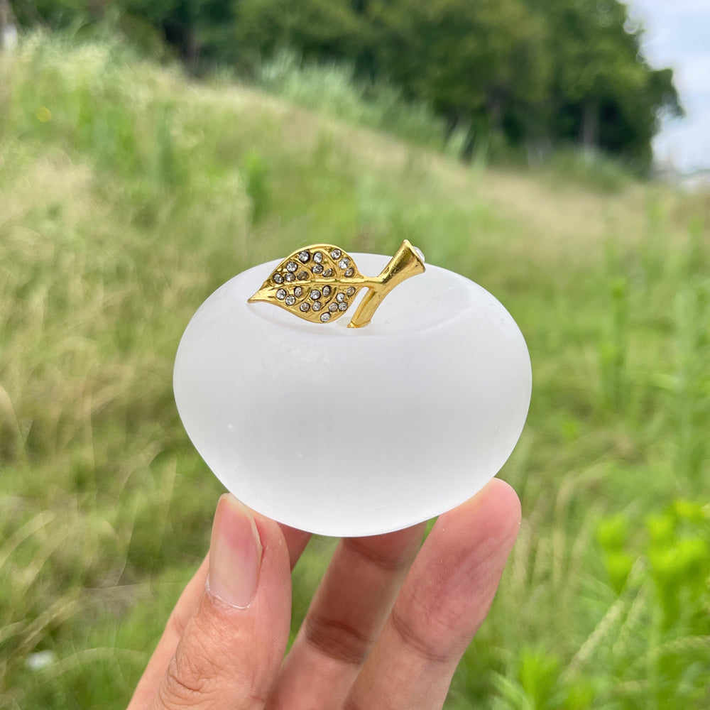 Natural Crystal Exquisite Selenite Apple Carving