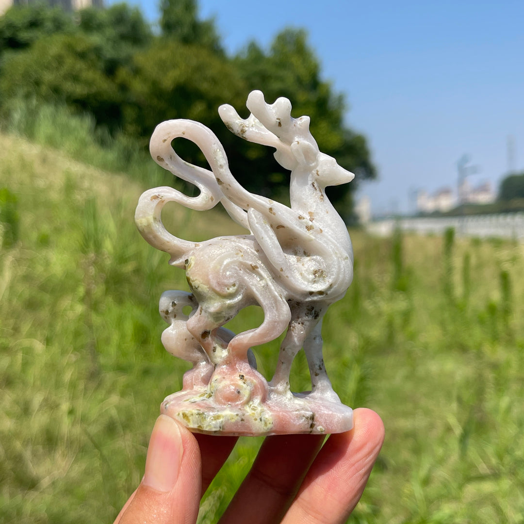 Natural Crystal Divine Deer Carving
