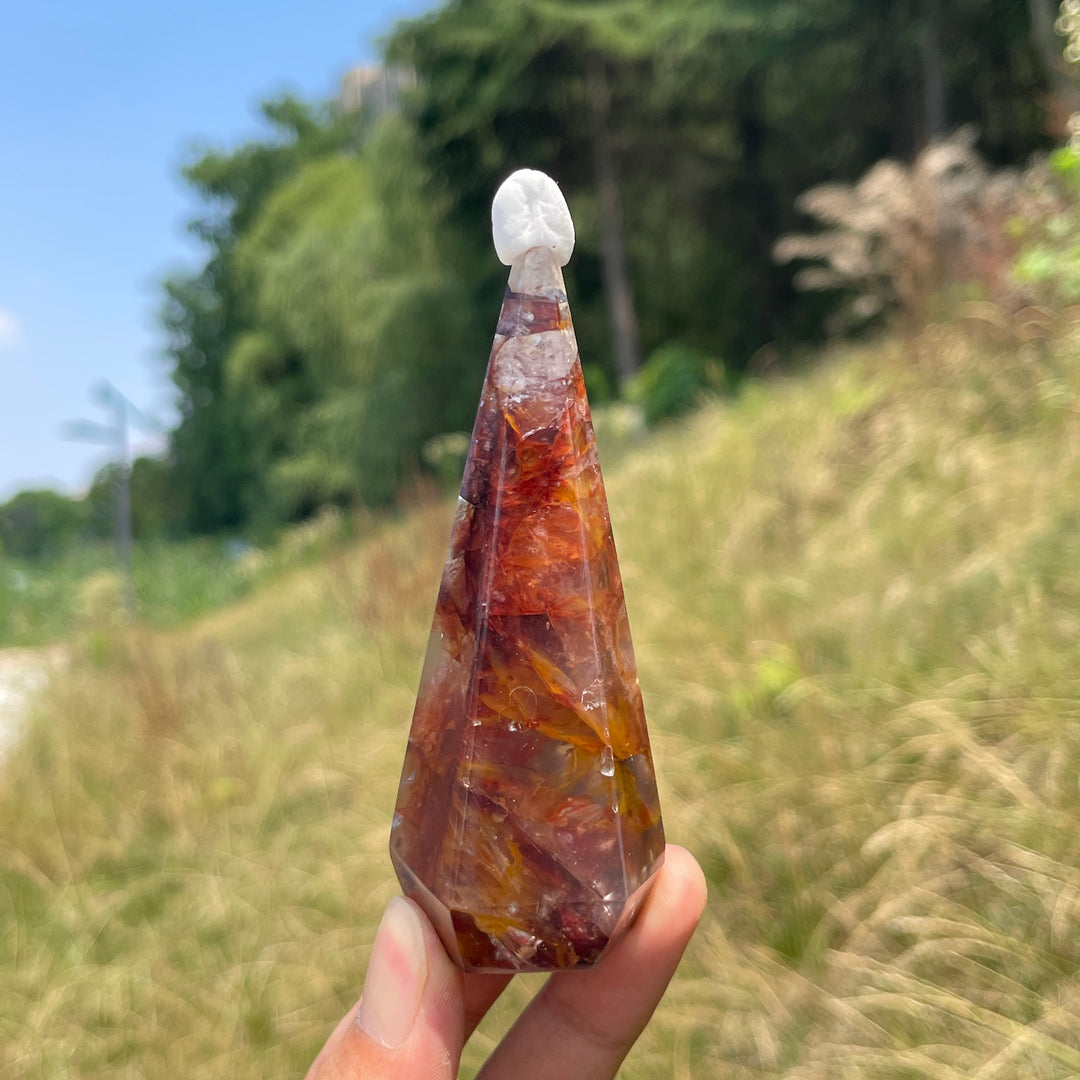 Unique,Natural Crystal Fire Quartz Diamond Tower