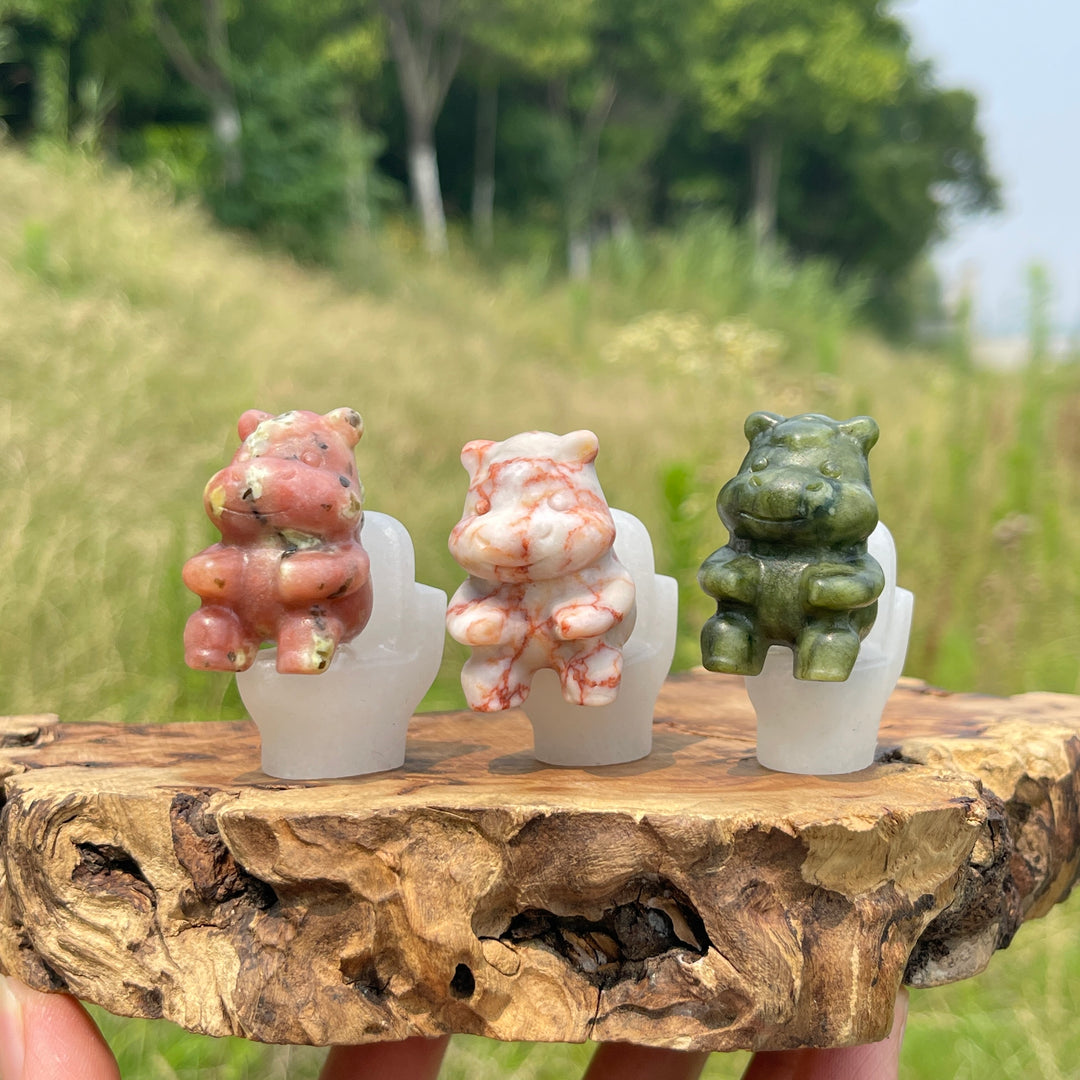 Natural Crystal Horse On Toilet Carving