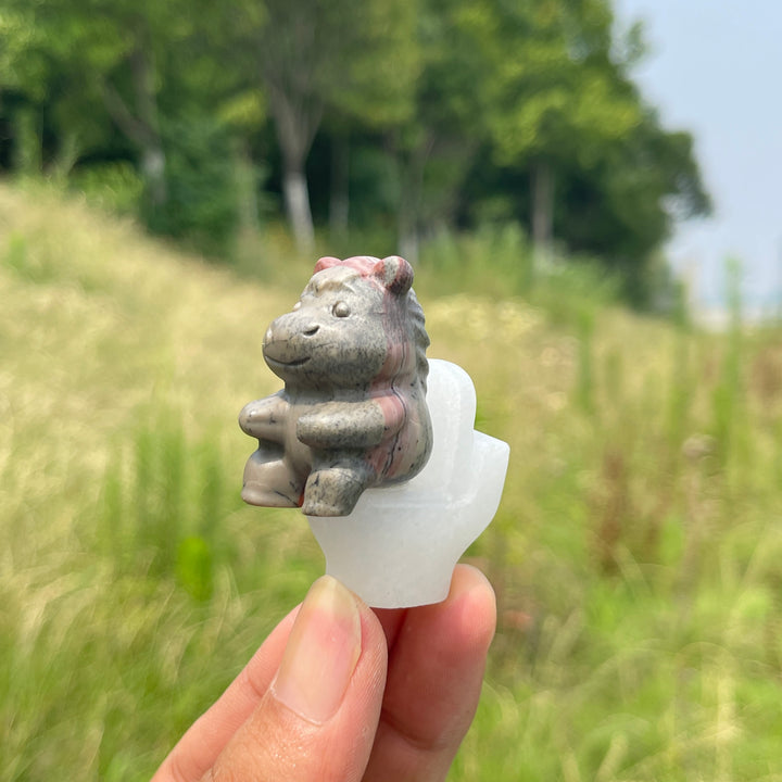 Natural Crystal Horse On Toilet Carving