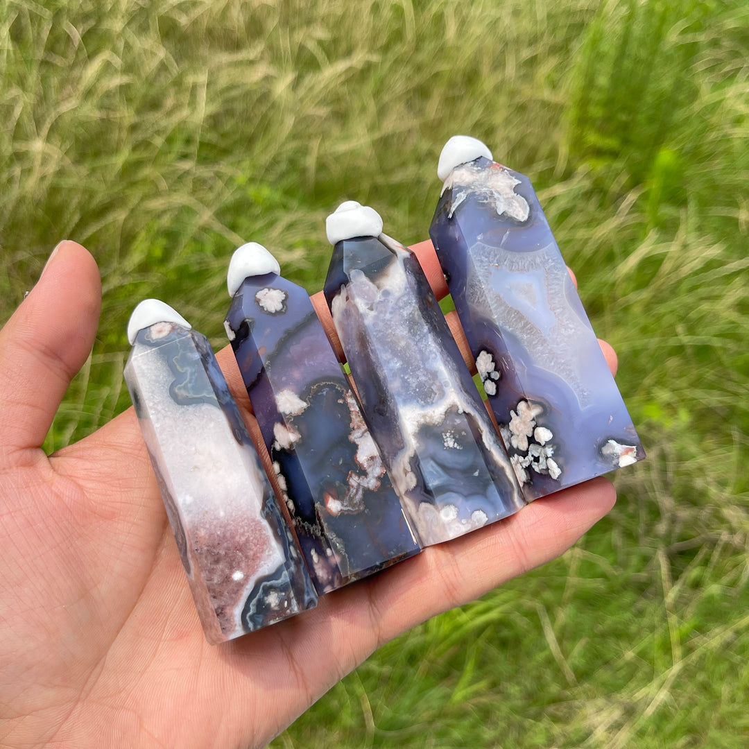 Natural Crystal Exquisite Blue Flower Agate Point