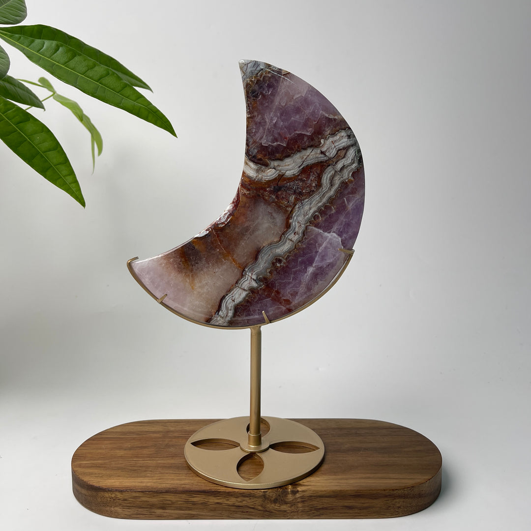 Unique,A Slightly Imperfect Natural Crystal Amethyst Agate Moon