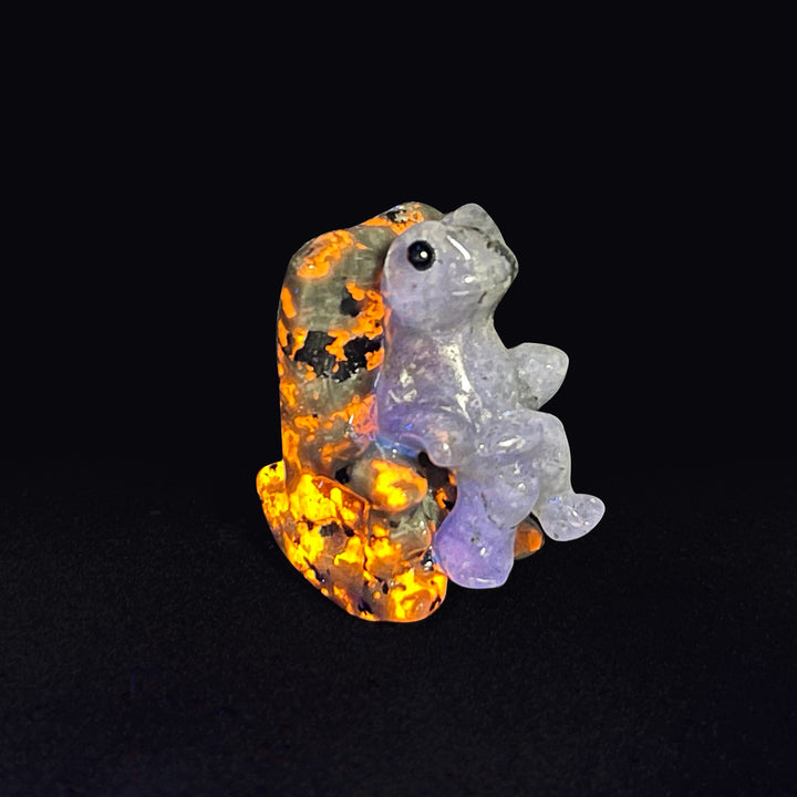 Natural Crystal Relaxing Frog On Lounge Chair Carving