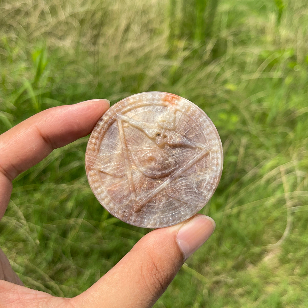 Natural Crystal Sunstone Moonstone All-Seeing Eye Disc Carving