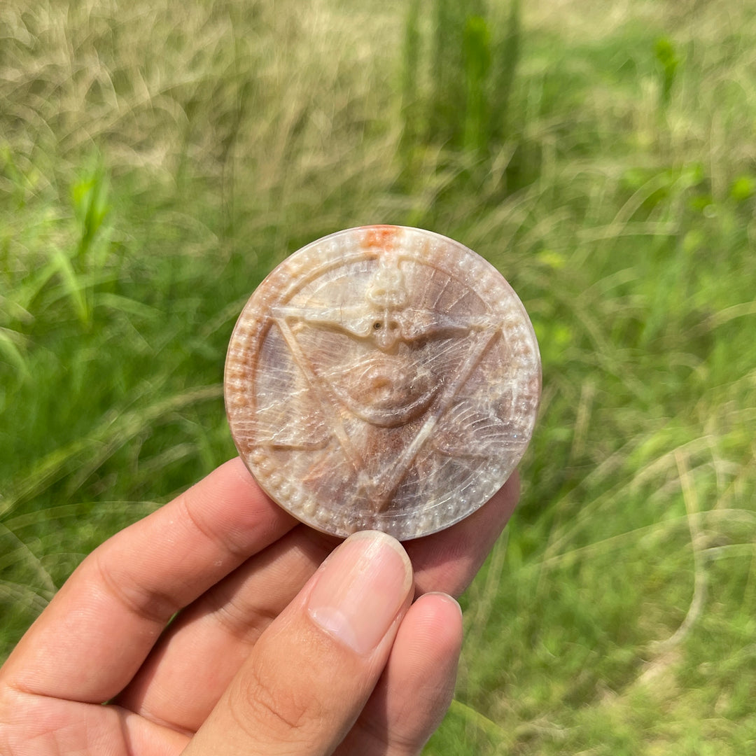 Natural Crystal Sunstone Moonstone All-Seeing Eye Disc Carving
