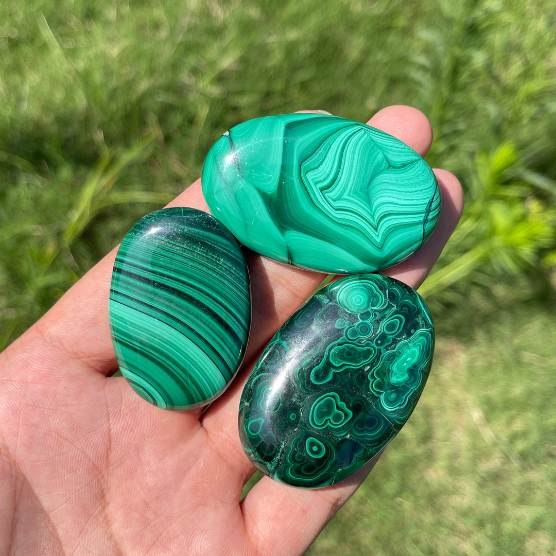 Natural Crystal Stunning Malachite Palmstone