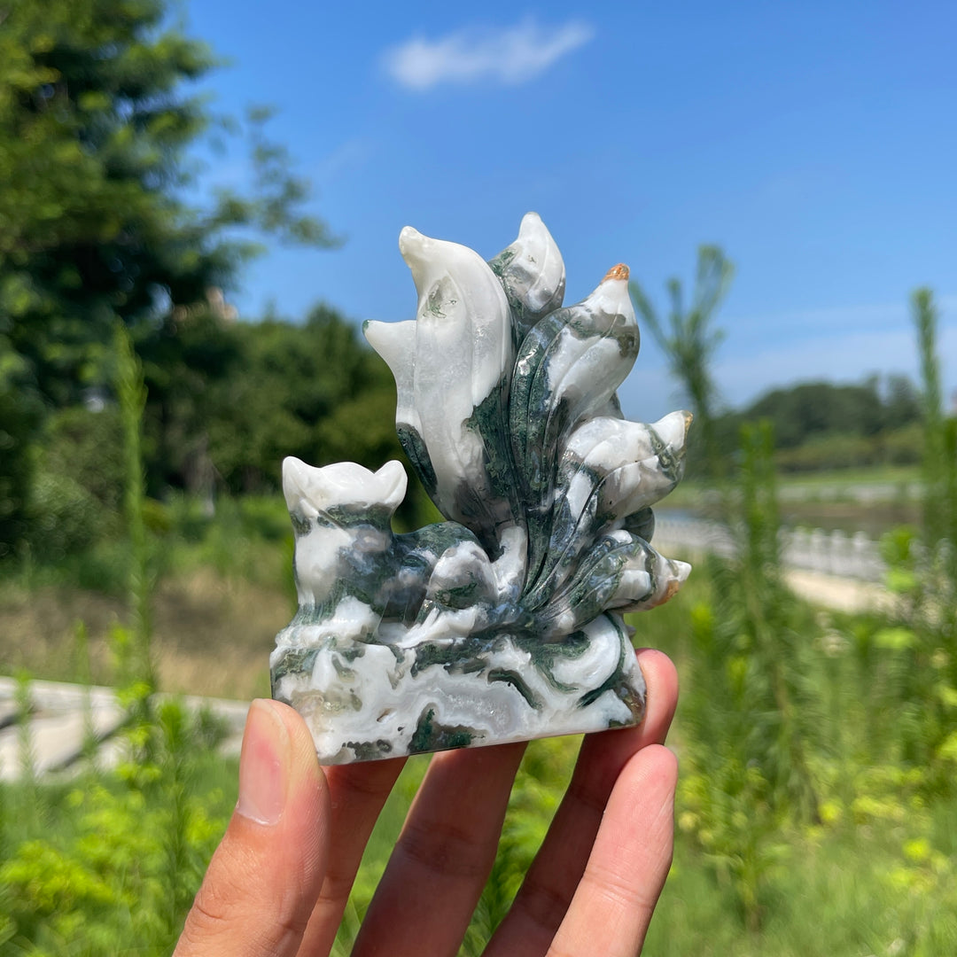 Unique,Natural Crystal Moss Agate Nine-Tailed Fox Carving