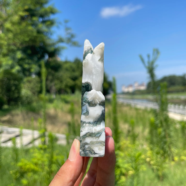 Unique,Natural Crystal Moss Agate Nine-Tailed Fox Carving