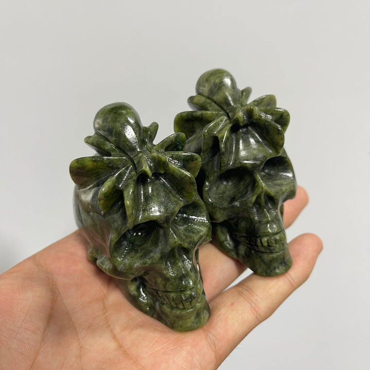 Natural Crystal Serpentine Spider Skull Carving