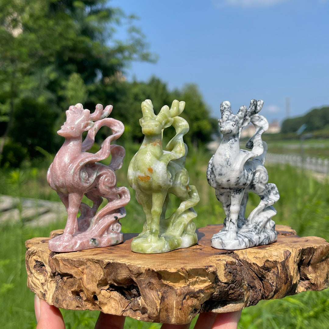 Natural Crystal Divine Deer Carving