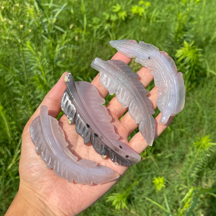 Natural Crystal Agate Feather Carving