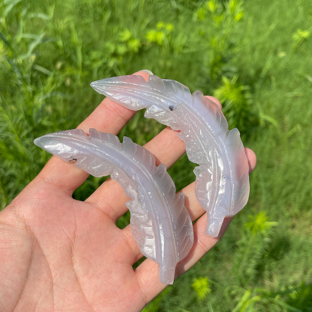 Natural Crystal Agate Feather Carving