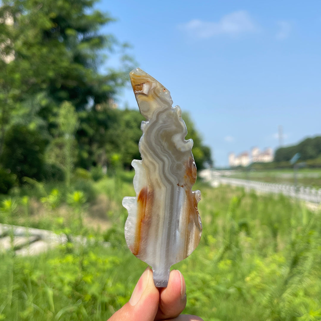 Natural Crystal Agate Feather Carving
