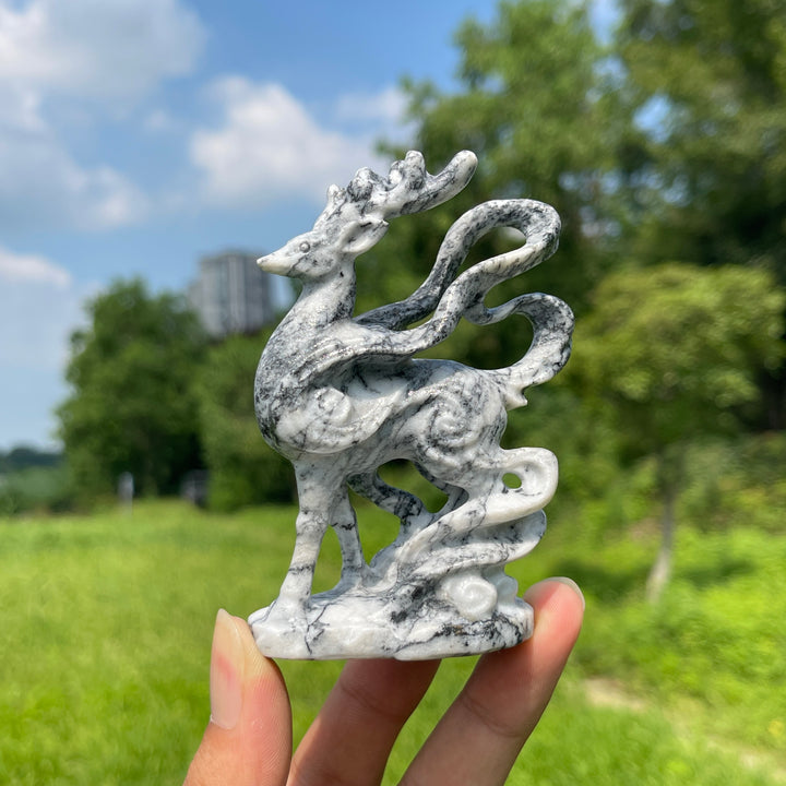 Natural Crystal Divine Deer Carving