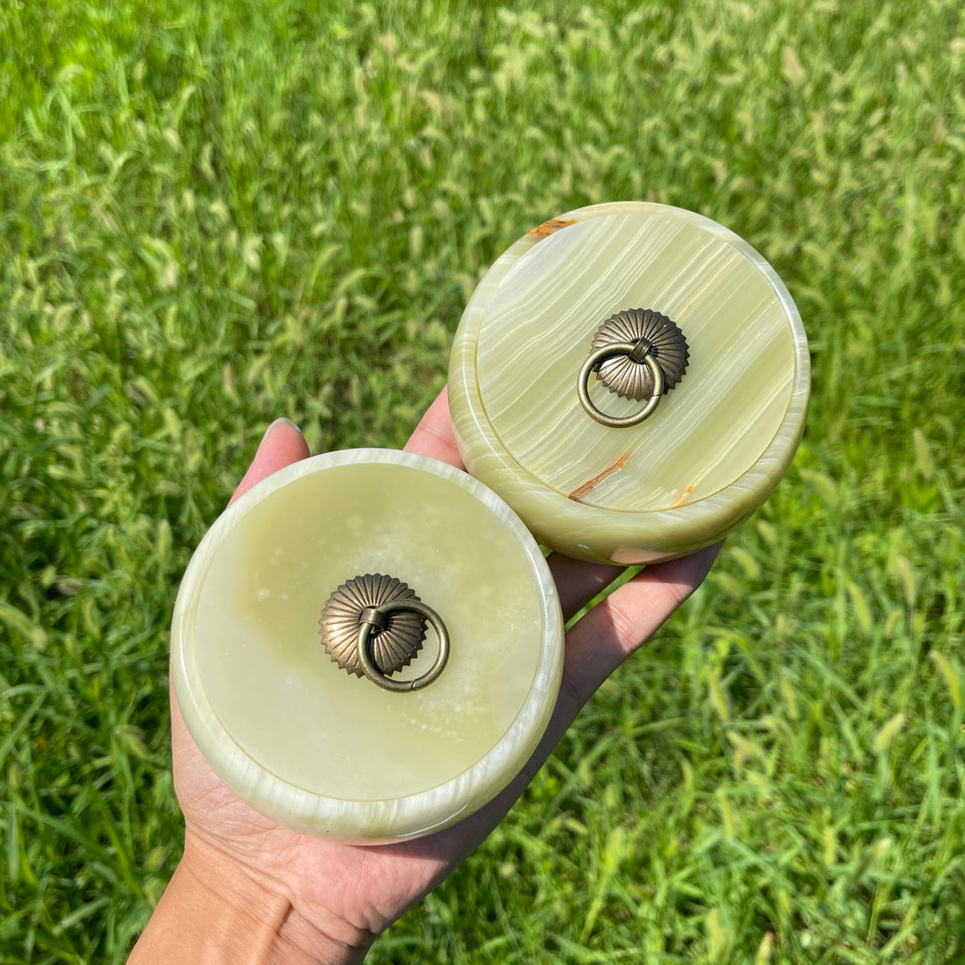 Unique,A Slightly Imperfect Natural Crystal Afghanistan Jade Trinket Box