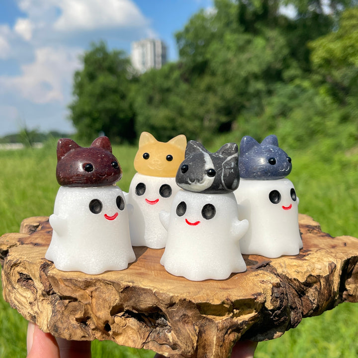 Natural Crystal Ghost Bun Cat Carving