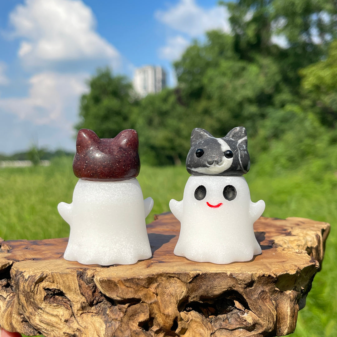 Natural Crystal Ghost Bun Cat Carving