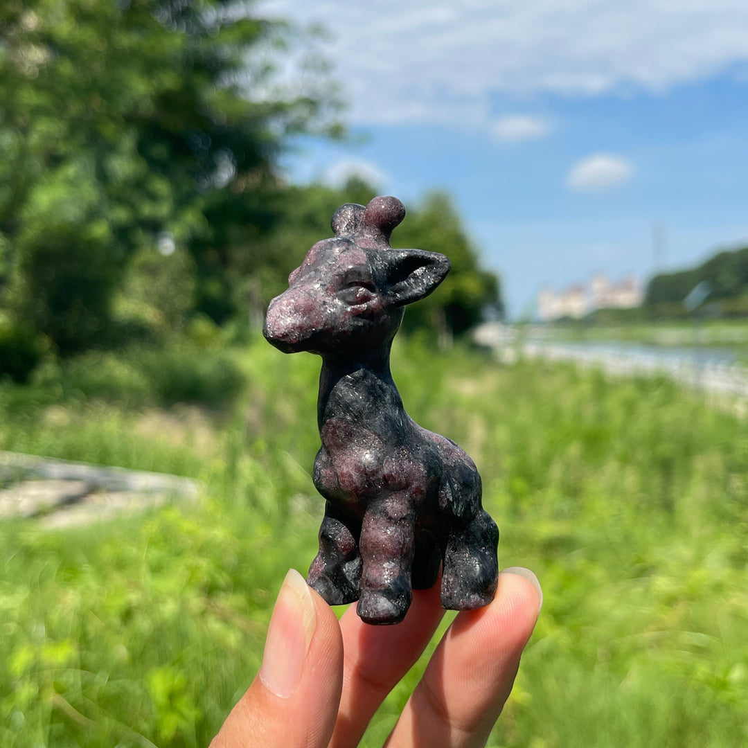Natural Crystal Standing Cute Giraffe Carving