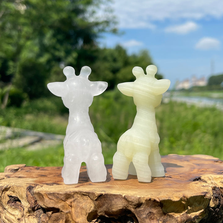 Natural Crystal Standing Cute Giraffe Carving