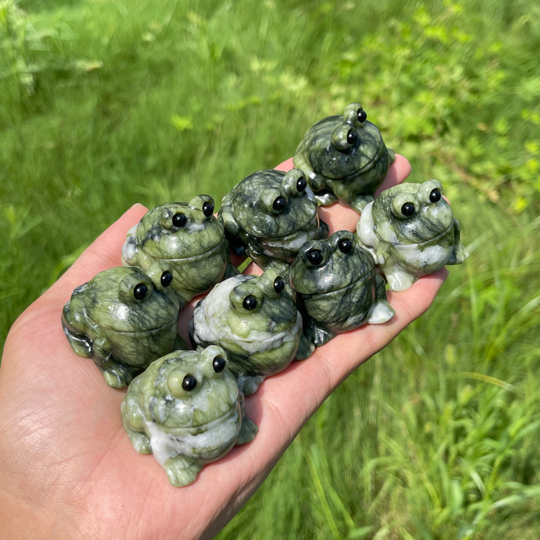 Natural Chubby Serpentine Frog Carving