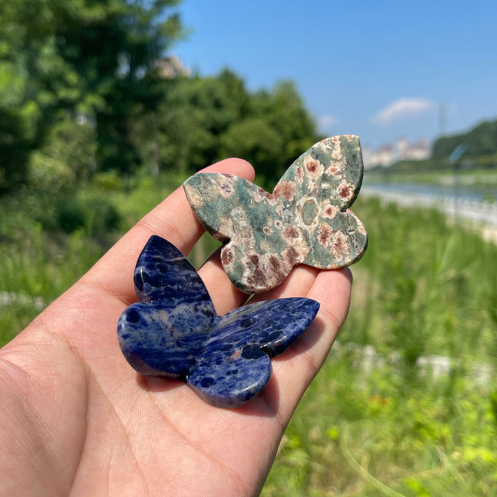 Natural Crystal Carved Stereoscopic Butterfly