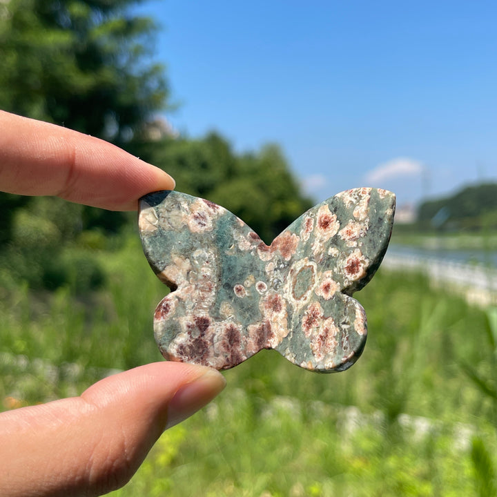 Natural Crystal Carved Stereoscopic Butterfly