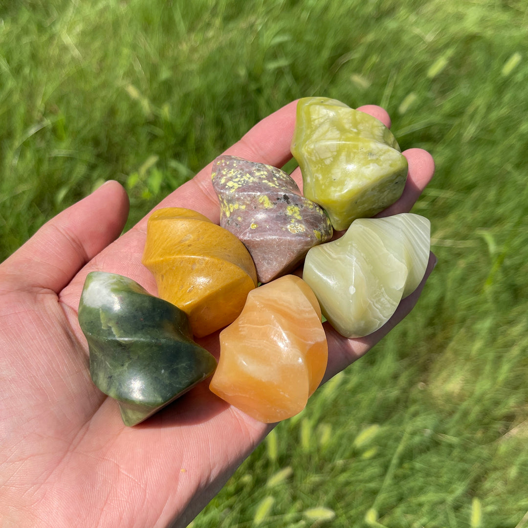 Natural Crystal Small ExquisiteTorch Crystal Carving