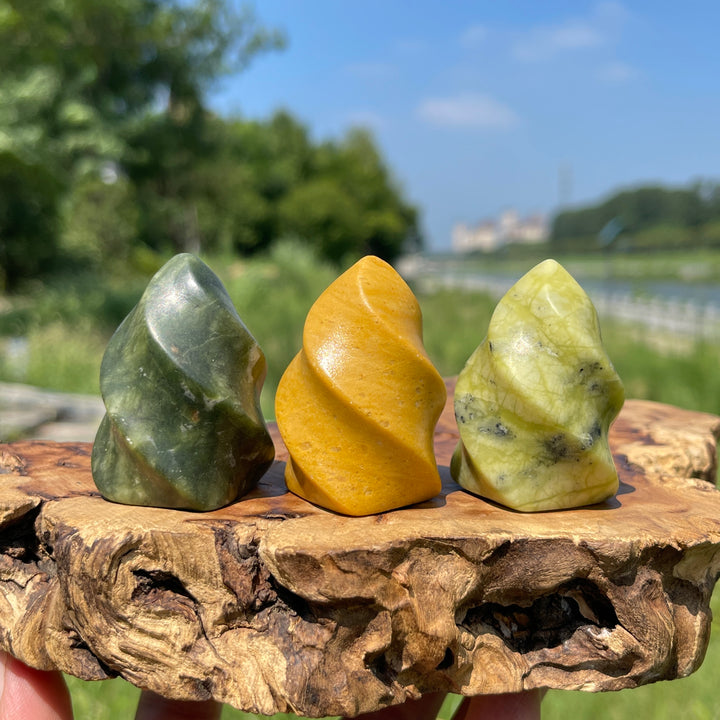 Natural Crystal Small ExquisiteTorch Crystal Carving