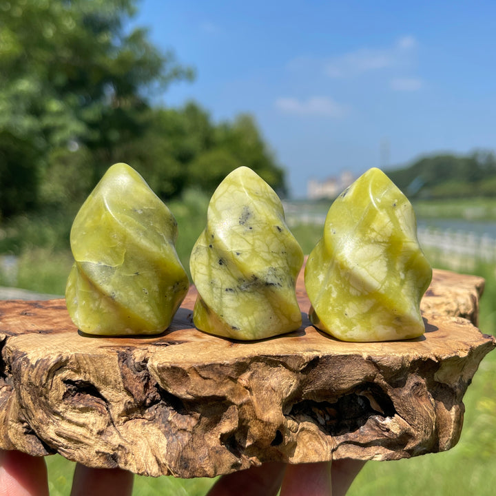 Natural Crystal Small ExquisiteTorch Crystal Carving