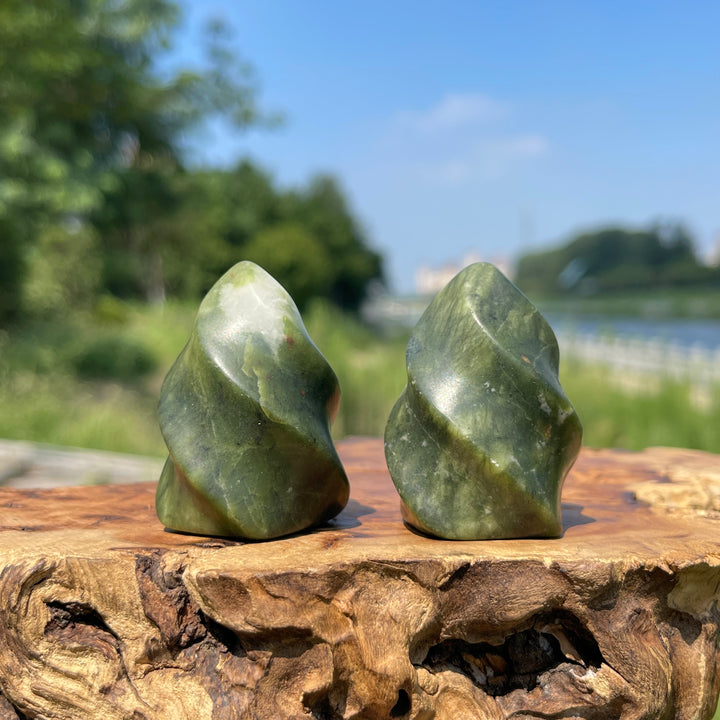 Natural Crystal Small ExquisiteTorch Crystal Carving