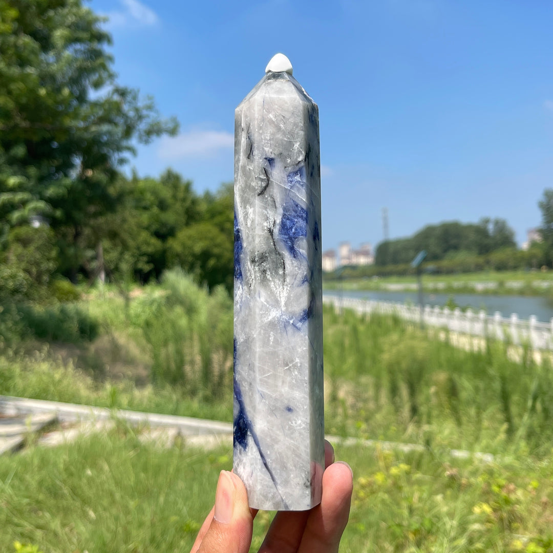 Unique,Natural Crystal Blue And White Porcelain Sodalite Point