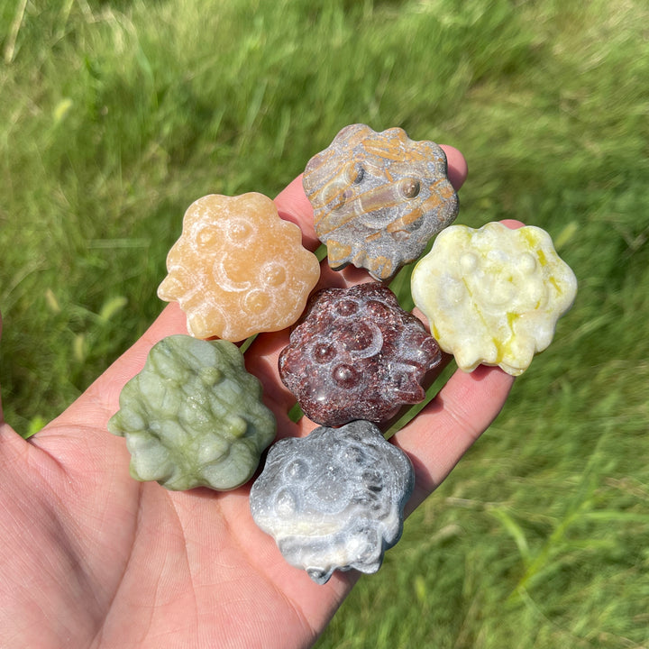 Natural Cute Smiley Cloud Crystal Carving