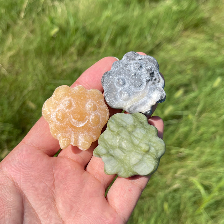 Natural Cute Smiley Cloud Crystal Carving