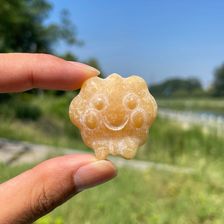 Natural Cute Smiley Cloud Crystal Carving