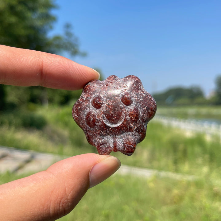 Natural Cute Smiley Cloud Crystal Carving