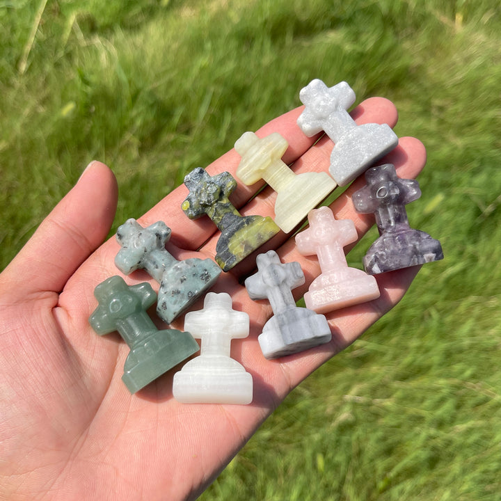 Natural Crystal Mini Skull Cross Carving