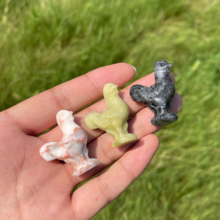 Natural Crystal Delicate Mini Rooster Carving