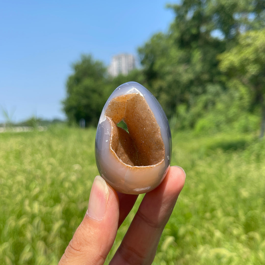 Unique,Natural Crystal Agate Druzy Egg
