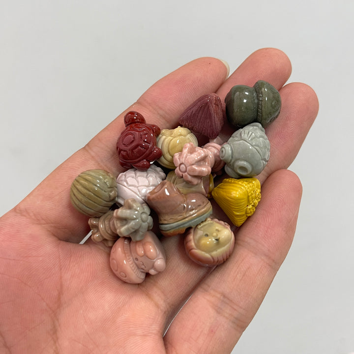 Natural Crystal Alashan Agate Mini Theme Carving