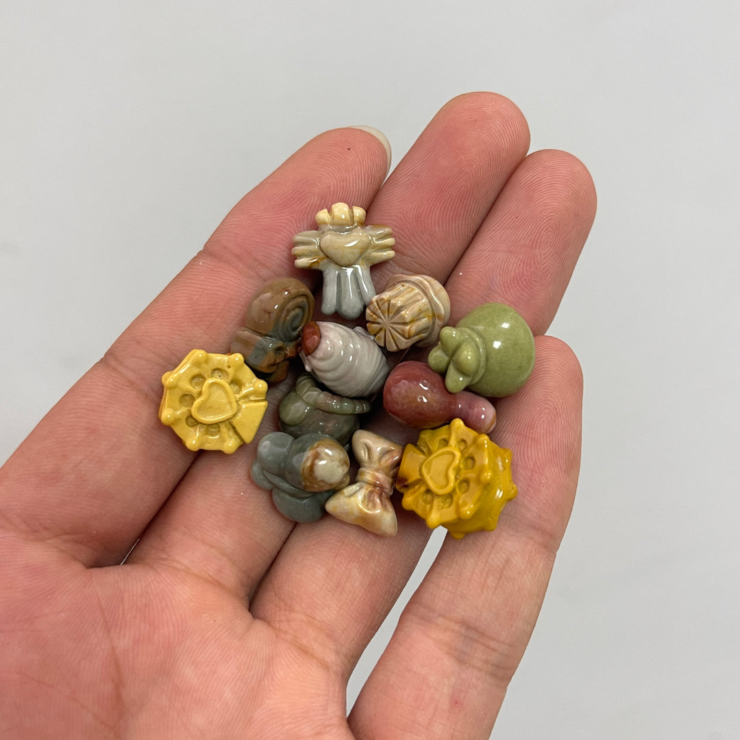 Natural Crystal Carving Mini Alashan Agate Multiple Styles