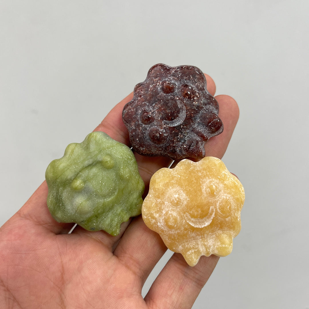 Natural Cute Smiley Cloud Crystal Carving